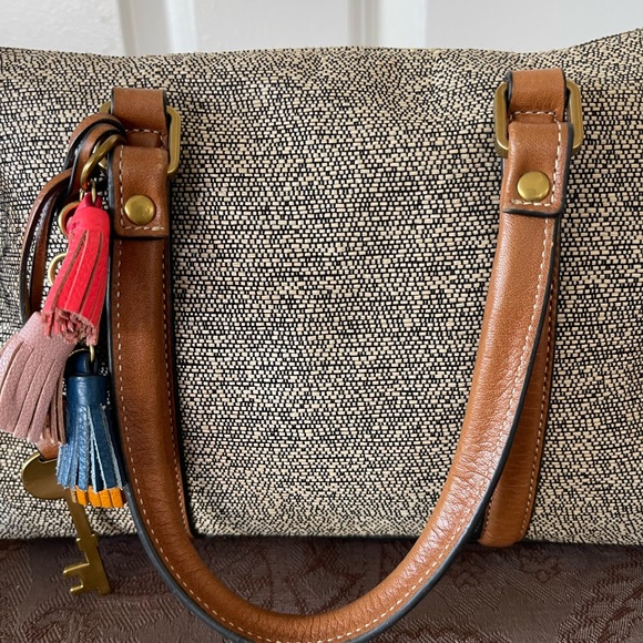 Fossil Kendall Taupe Leather Sachel EUC - Picture 4 of 8